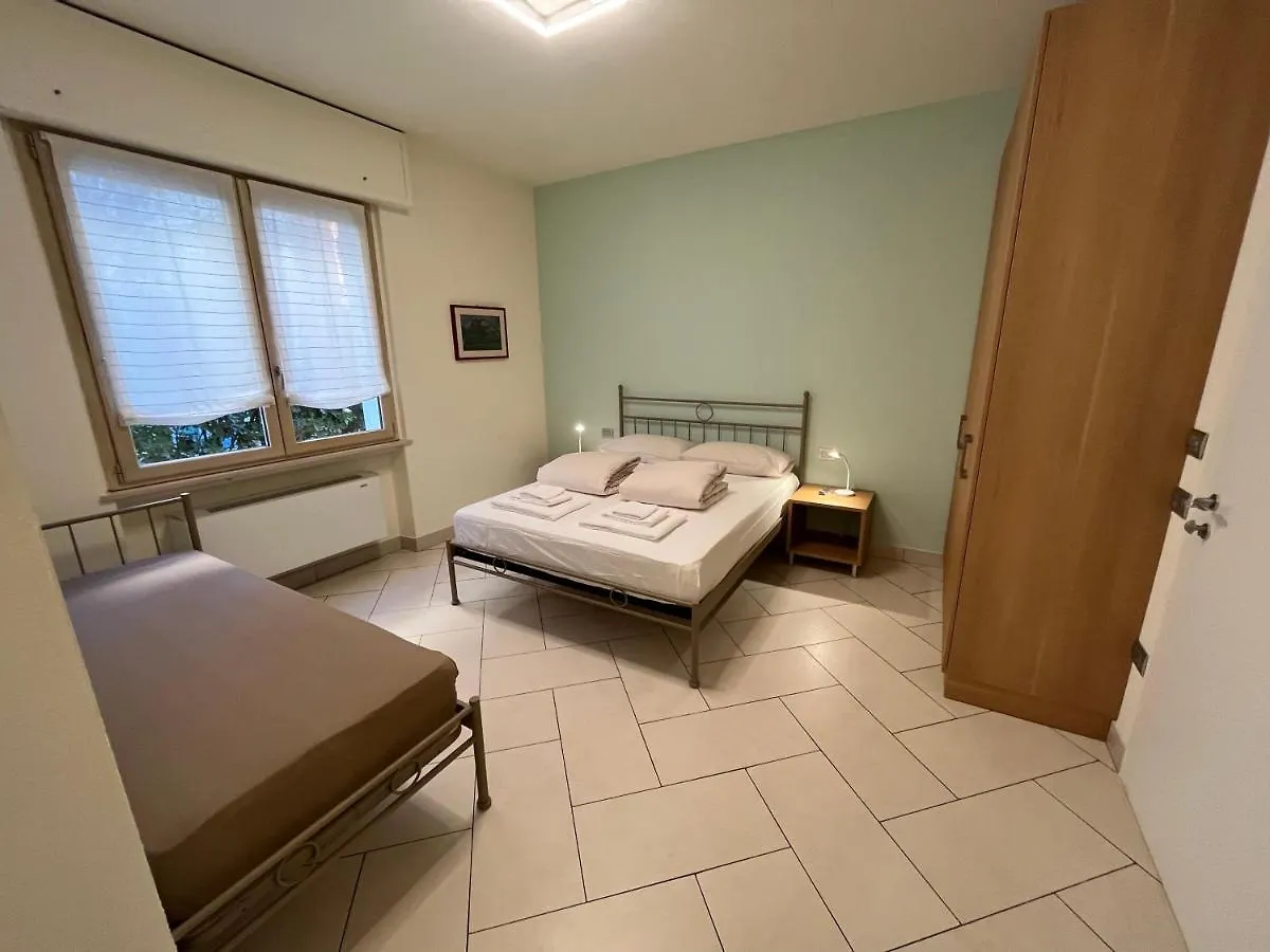 Willa Casa Danzi Peschiera del Garda 0*,  Włochy